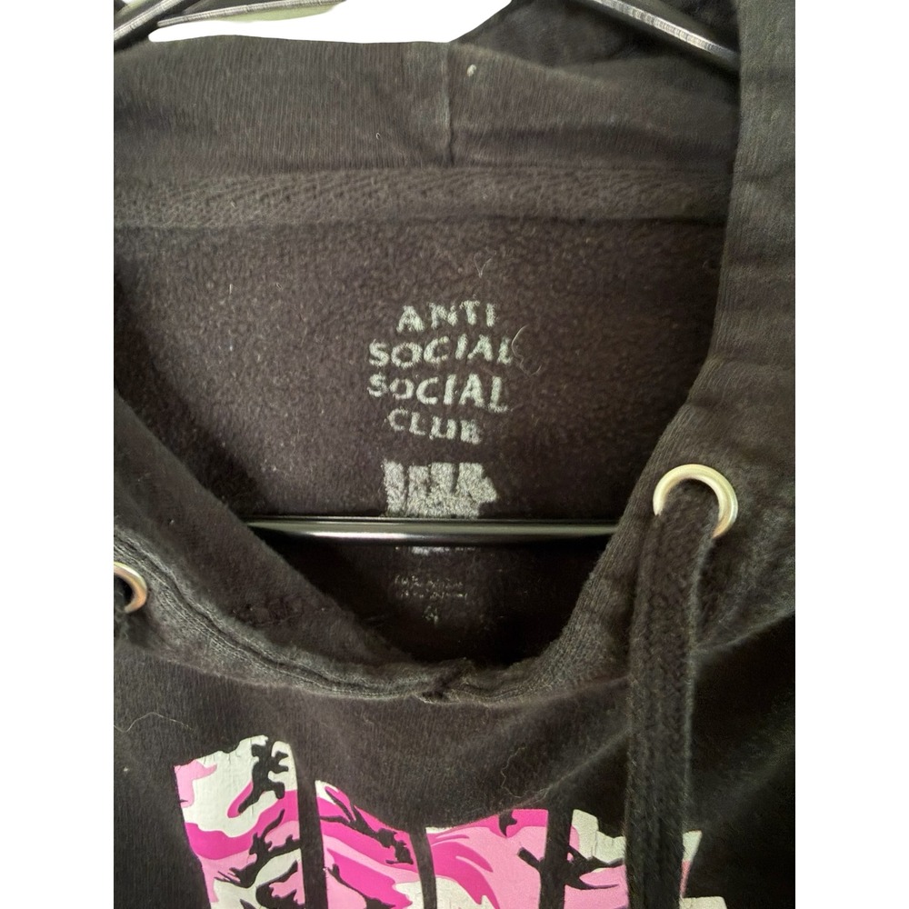 Anti Social Social Club x Undefeated Pink Camo Paranoid Hoodie Black Medium - Picture 2 of 3